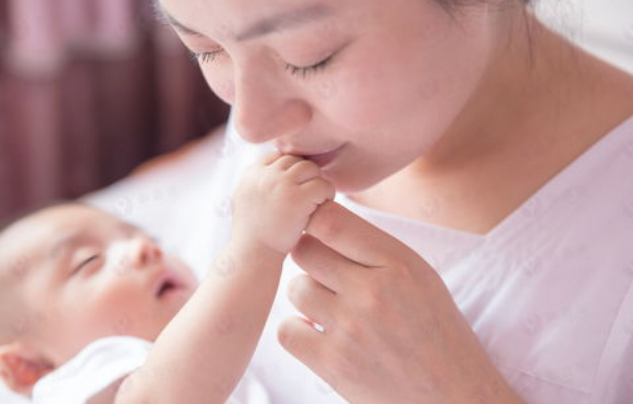 糖果的妈妈|月子期间,“不适合出现”在产妇房间的三种人,家属提前做好沟通