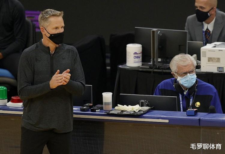 斯蒂芬·庫里|庫里3次榮登75年第一人！科爾心服口服，今夜上帝身披30號在打球