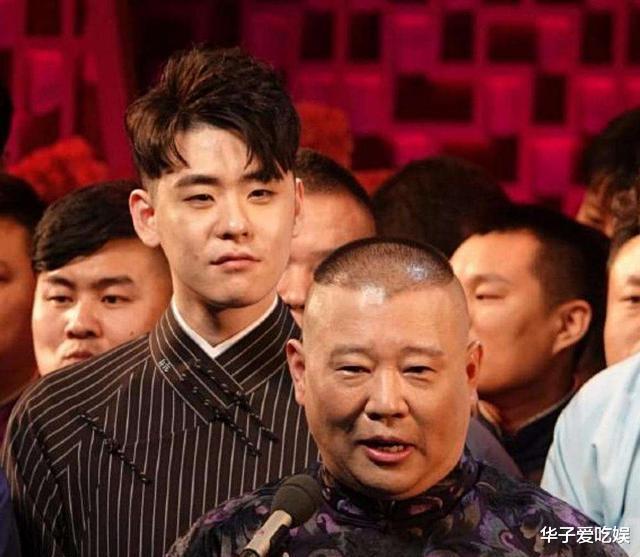 相声|德云鼓曲社开业，众曲艺名家登台献艺，相声同行的举动却让人失望