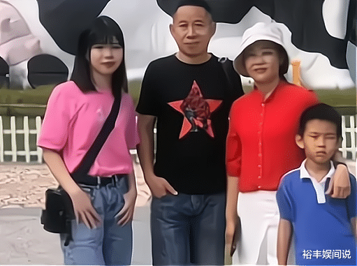 |孙卓提前收到18岁生日礼物，妈妈透露即将搬家，网友在线送儿媳妇