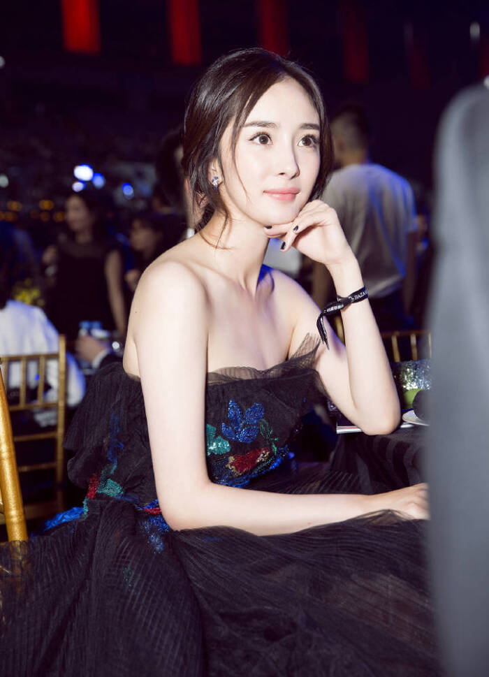 王思聪|王思聪从来不喷的4位女星：前两位是舍不得，后两位是惹不起