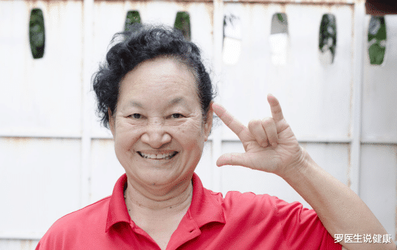 多巴胺|内分泌主任:比香醋还护甲状腺,每天坚持补充,或让结节慢慢消散