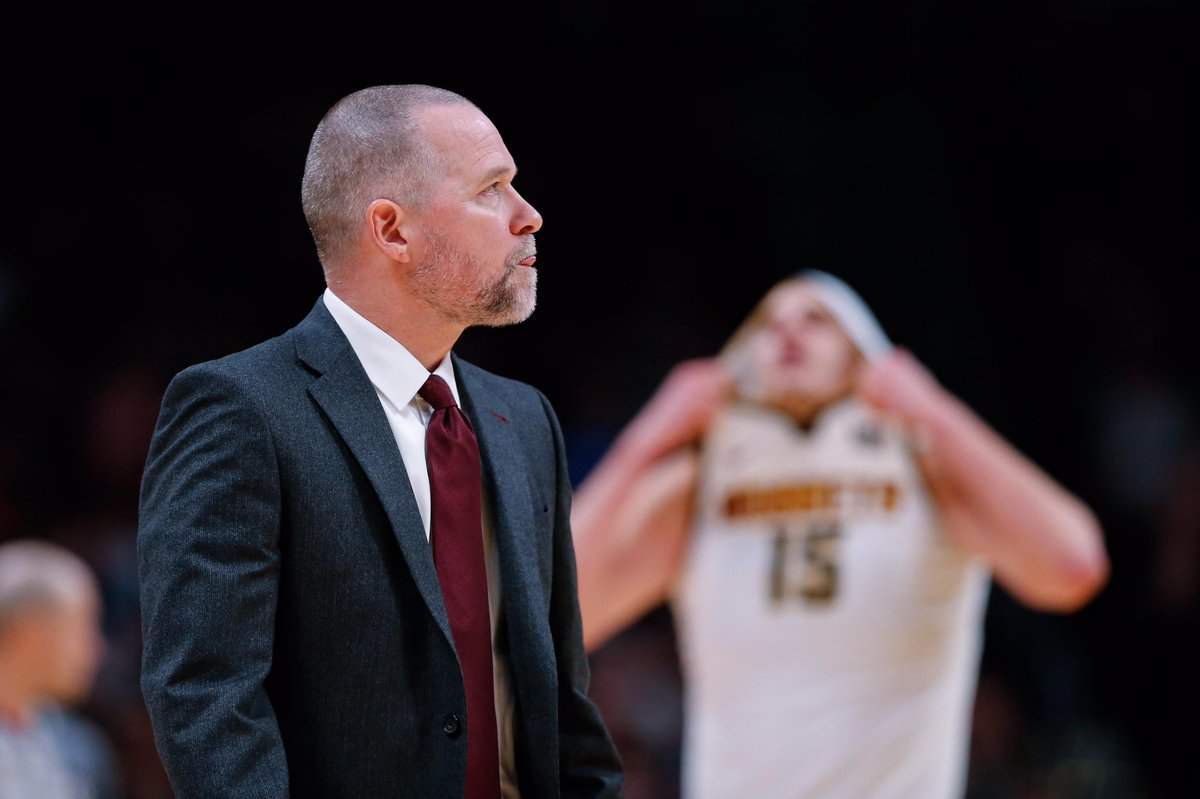 科比·布莱恩特|24分7板8助，历史第六！詹姆斯纪录之夜，却主动谈到了科比