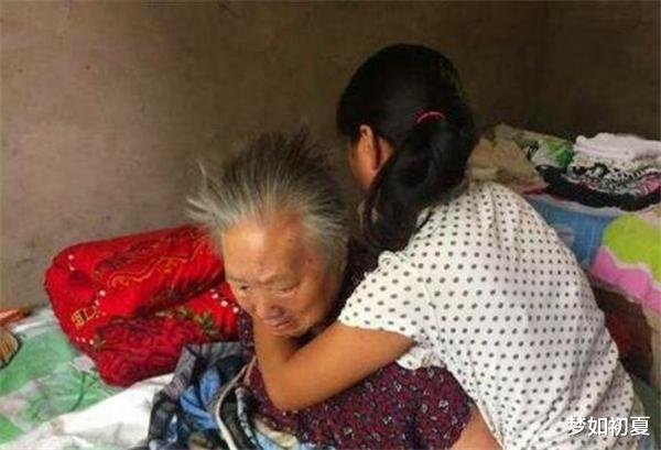 大学|孙女高考成绩47分,爷爷含泪请求复查考卷,成绩公开后却令人动容