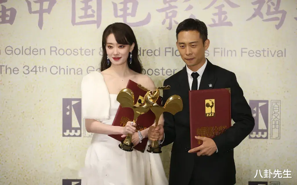 金鸡奖|金鸡奖：佟丽娅春风满面，宁静大秀好身材，张译张小斐获影帝影后