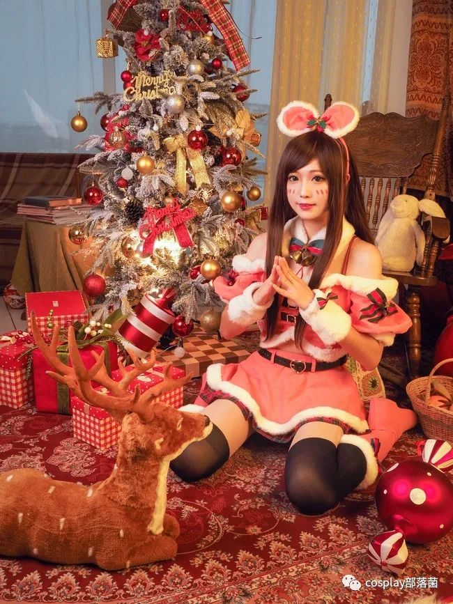 |cos：绊爱圣诞cos正片，满屏的甜蜜风