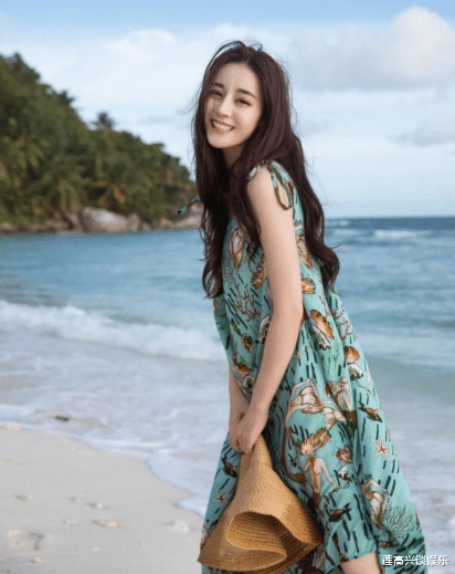 甄嬛传|雷佳音称老婆比热巴还漂亮？当照片曝光后，网友：这身材真是绝了