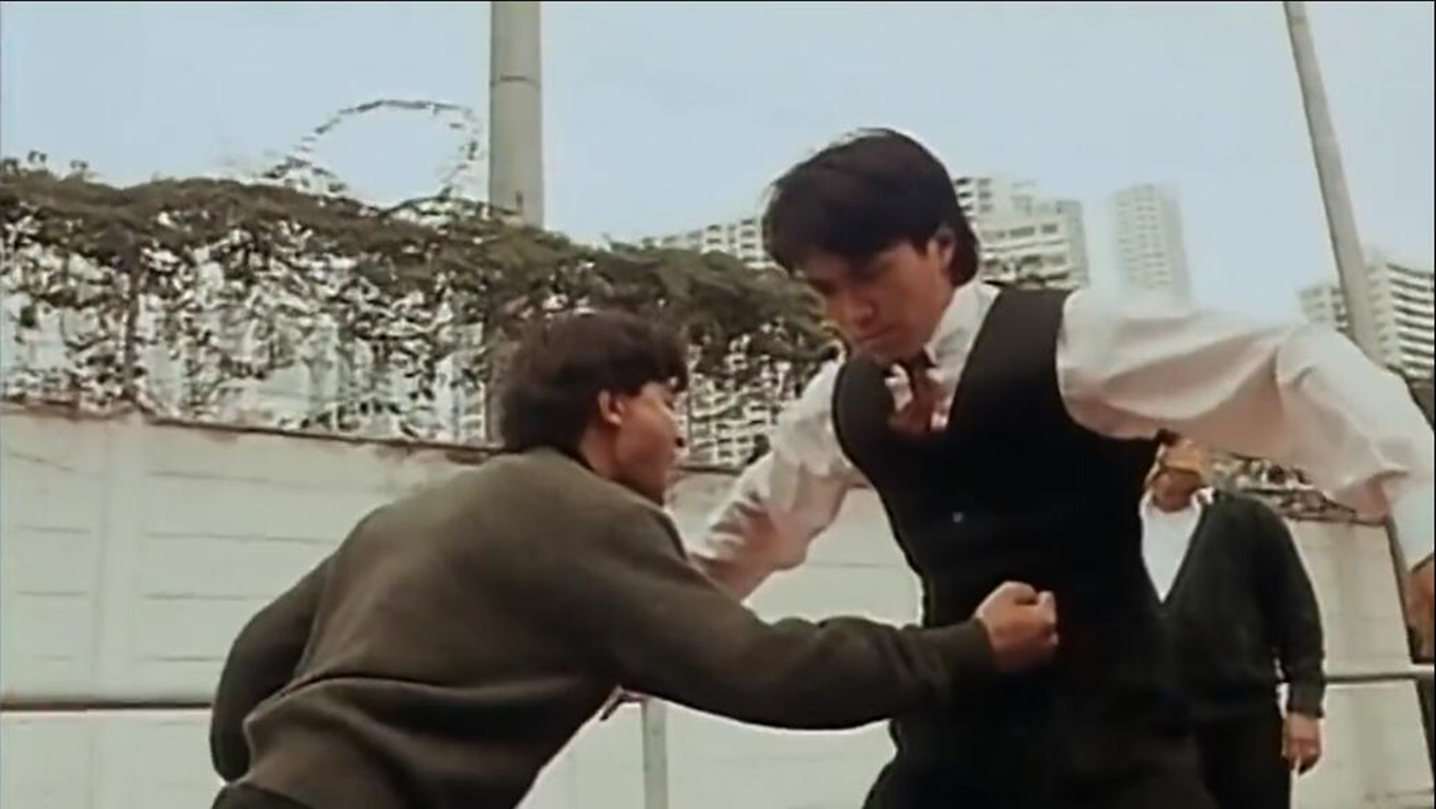 周星驰|周星驰《整蛊专家》的删减片段，周星驰和吴孟达合伙欺负刘德华