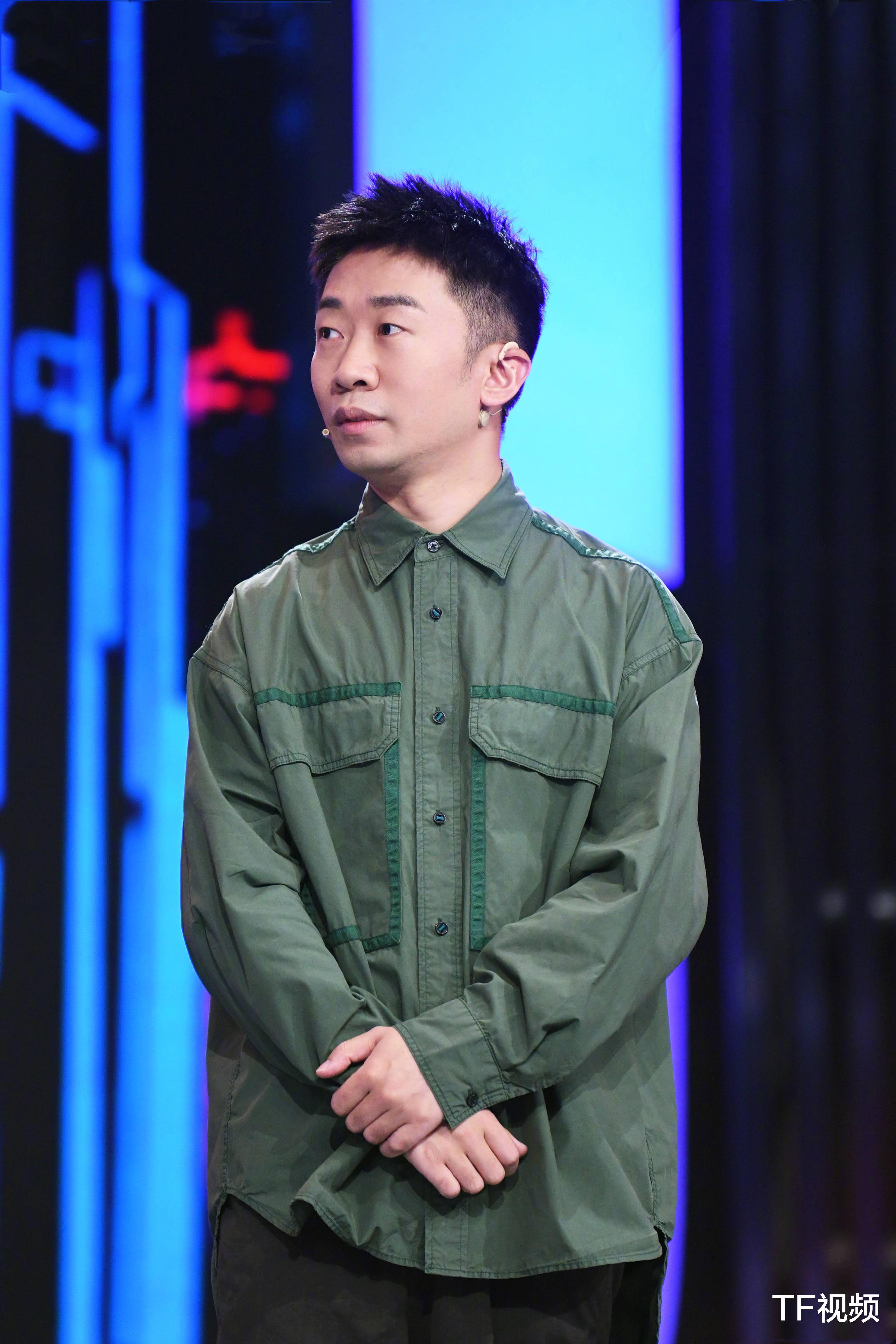 杨迪|《萌探》中杨迪心酸提到对众人的羡慕,无奈说出自己是娱乐圈底层