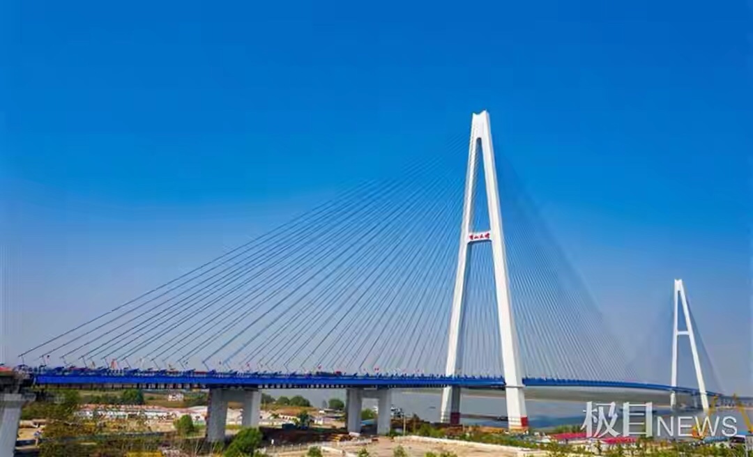 鄂东楚圈 长江上最宽桥梁——武汉青山长江大桥明日通车