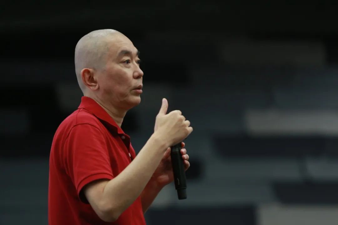 史玉柱|15年前靠《征途》掏空玩家口袋的史玉柱，依旧年赚8亿