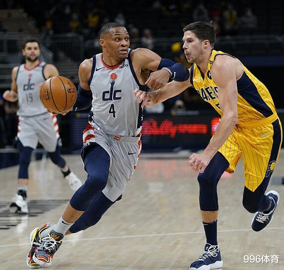 威斯布魯克|威少300次三雙，庫里4000三分，詹姆斯4萬分，哪個更有可能達成？