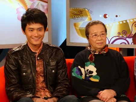 王雨|他是容嬷嬷的“儿子”，出道16年始终不温不火，媳妇已成当红明星