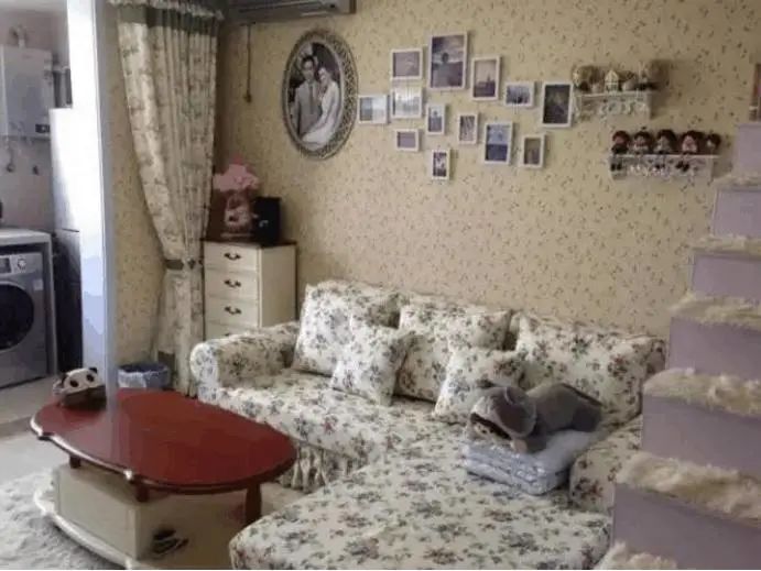 装修时尚家|晒晒在上海买的28平的新房，头顶天花板，但是我觉得很满足！