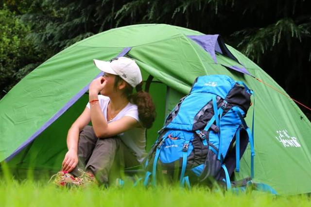 成都 户外露营,女白领穷游爱上“混帐”要小心,原因让男驴友受不了