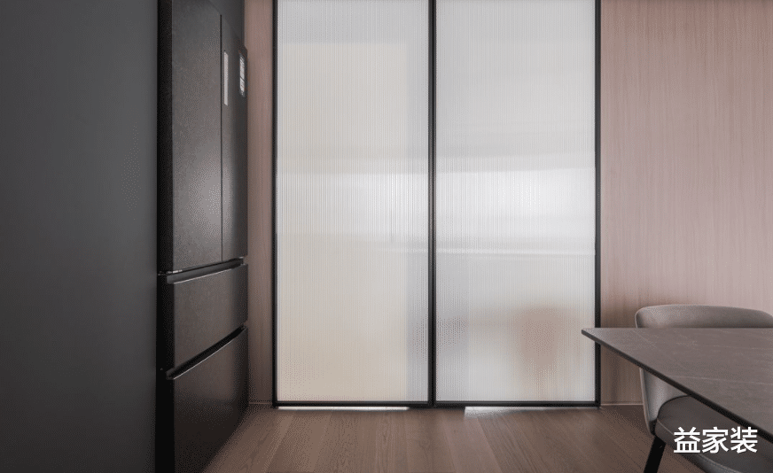 老破小变身时髦家园,坐拥外滩赏景绝佳视角,邻居看了都羡慕