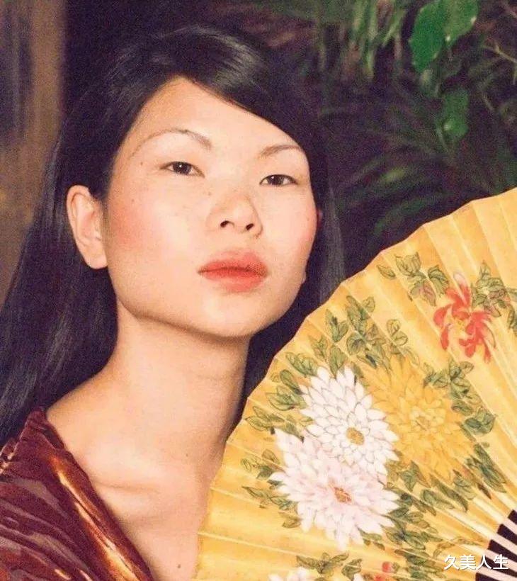 久美人生|初代超模吕燕的ootd，不比职场剧耐看？