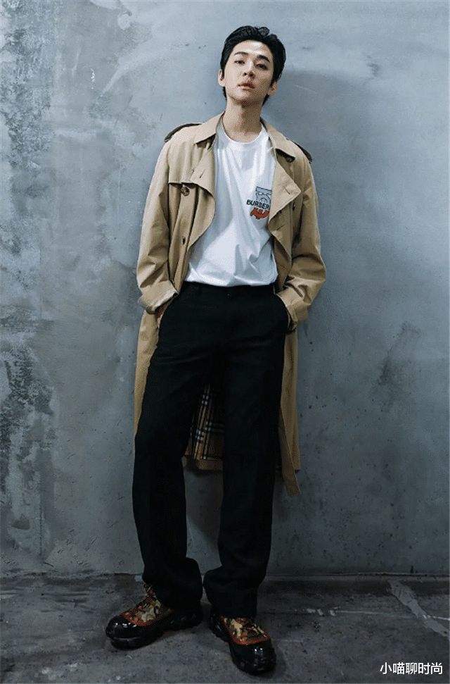小喵聊时尚|男人不管30还是40，少穿黑白灰！多穿这3种“颜色”，非常显气质