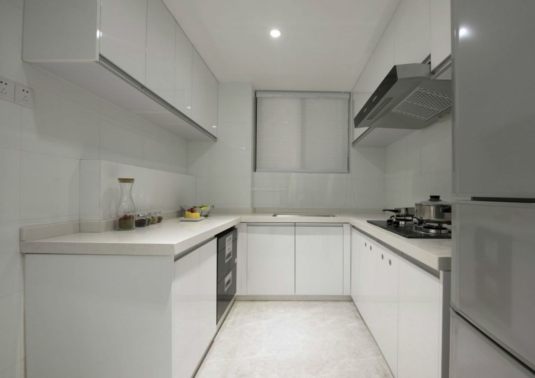 一次性便利用品，干净卫生又方便，有了它们让生活更有趣！