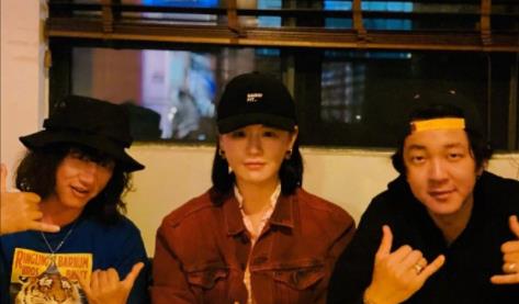 马思纯|金马奖影后将奉子成婚？与男友甜蜜出游，捏脸杀太虐狗！