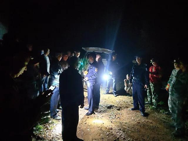 羊城派 韶关翁源男子进山采茶被困，多部门18小时全力搜救