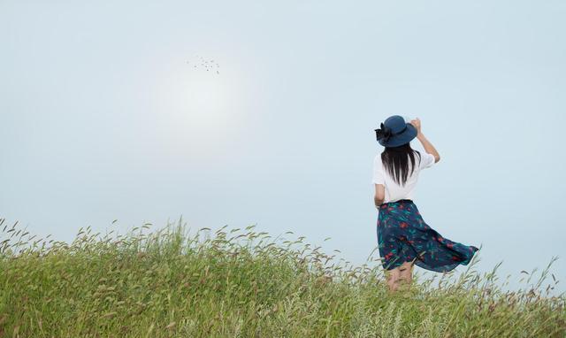 养喵喵的汪汪 “生下男孩，奖励8万”婆婆的偏心，遭儿媳反怼：你不配做奶奶