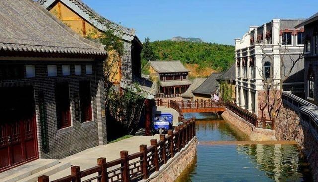安徽 河北一“假古镇”走红， 耗资27亿打造，却免费开放，值得一游！