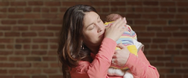 爱红烧肉|新生儿喂养六问题:没下奶前咋喂、如何看宝宝是否吃饱、是否喂水