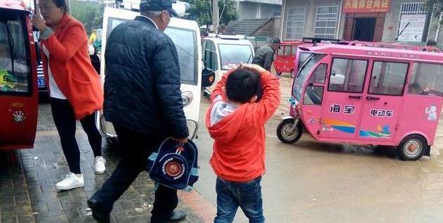 疾病|为何老人身上会有一股味?建议:50岁后远离3个习惯,老了或没味