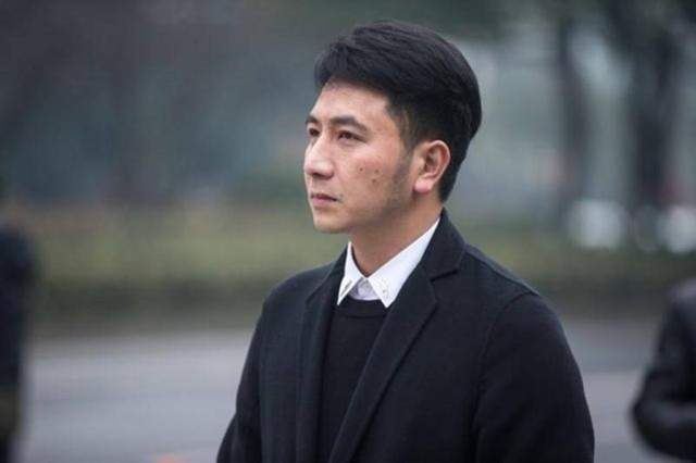 林生斌|林生斌被骗得好惨，网友曝出林生斌现任的高中照片，真是一言难尽