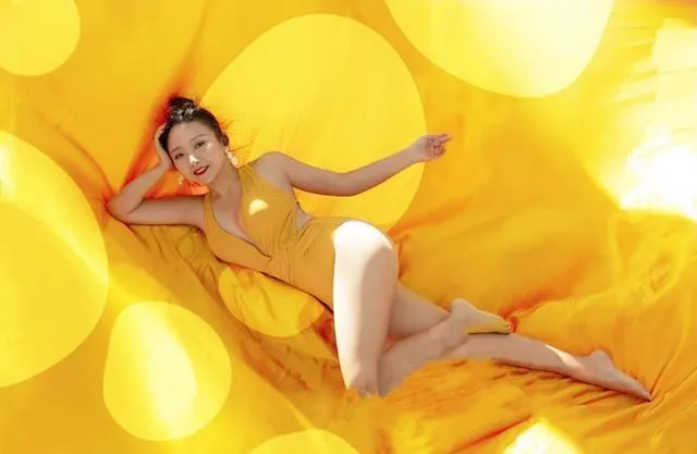 李雪琴|同是拍《男人装》，李雪琴被嘲辣眼睛，辣目洋子却被赞女神，凭什么？