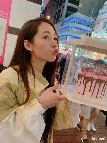 于正|向太证实郭碧婷怀上二胎，已买了珠宝奖励儿媳，不会催生三胎