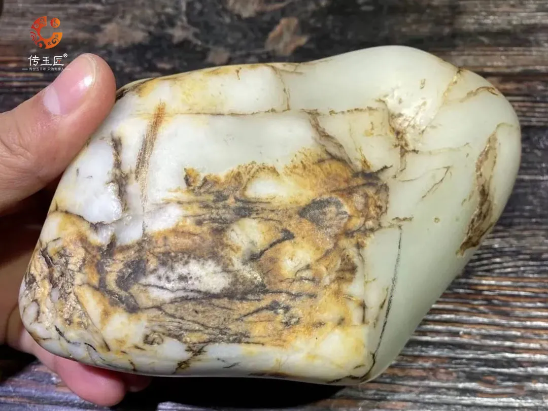 羊脂玉|那些其貌不扬的“羊脂玉”，第3种最丑，却价值昂贵！