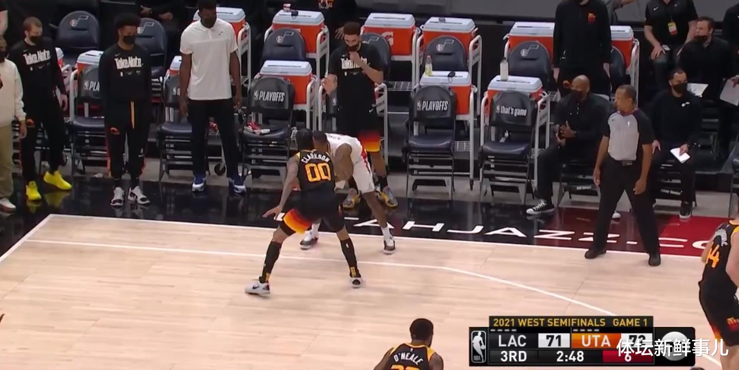 快船队|输球又输人！快船109-112爵士，苏群曝内情，伦纳德引热议，谁注意韦德举动