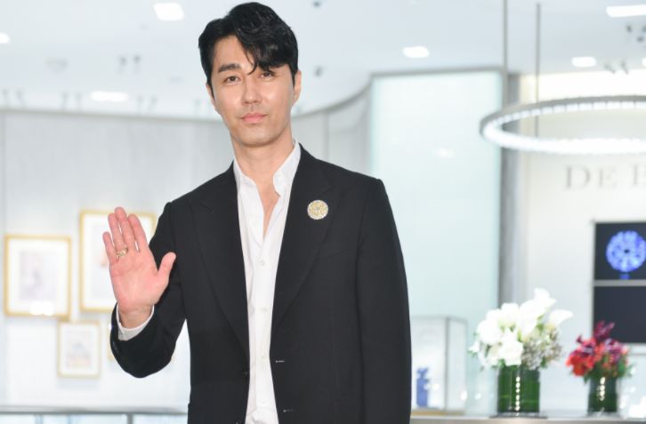 车胜元|车胜元再次“婶化”，新剧搭档金秀贤获好评，现实中是爱妻好男人