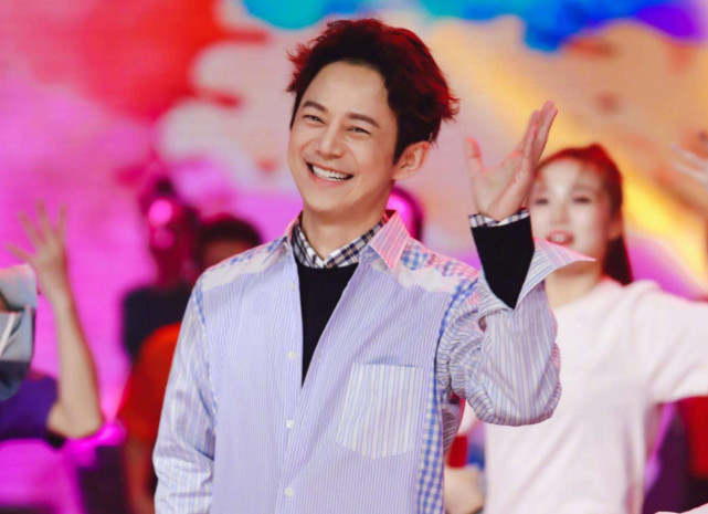 快手视频|《快本》停播四周被传将永久停播,官方再次回应,主持队伍或将有人离开