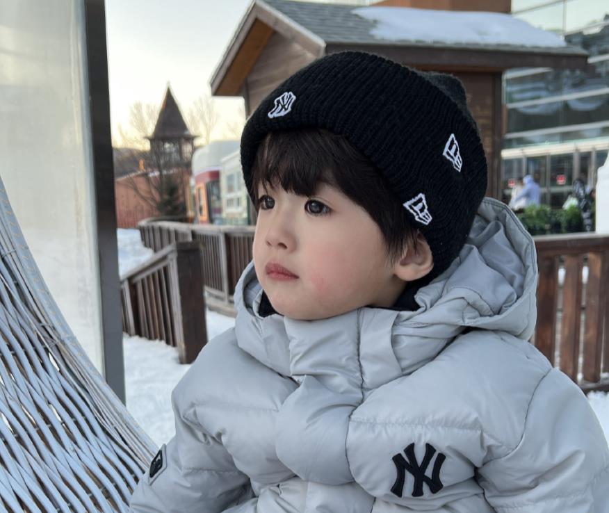 陈法拉|2021年8位女神生下星二代小公主,个个含着金钥匙,星妈基因强大