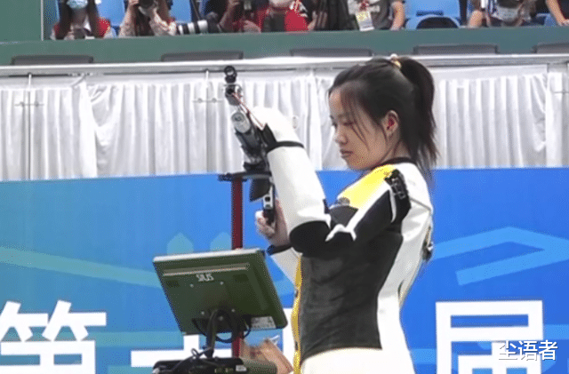 全运会|清华才女杨倩到底怎么啦，知名导演公开劝告，父母都被牵扯进来