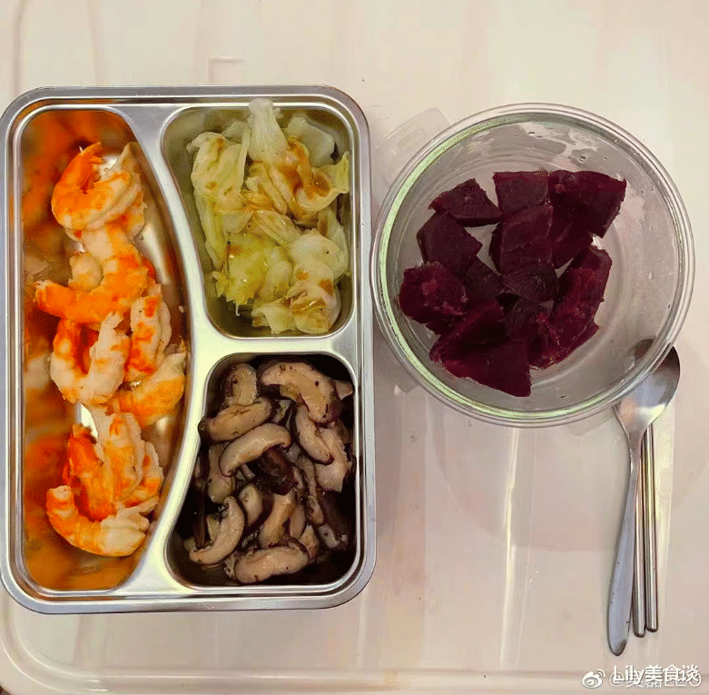 吴磊|吴磊晒减肥餐火了，93万人点赞，看了他的菜谱，网友：真自律，太狠了佩服