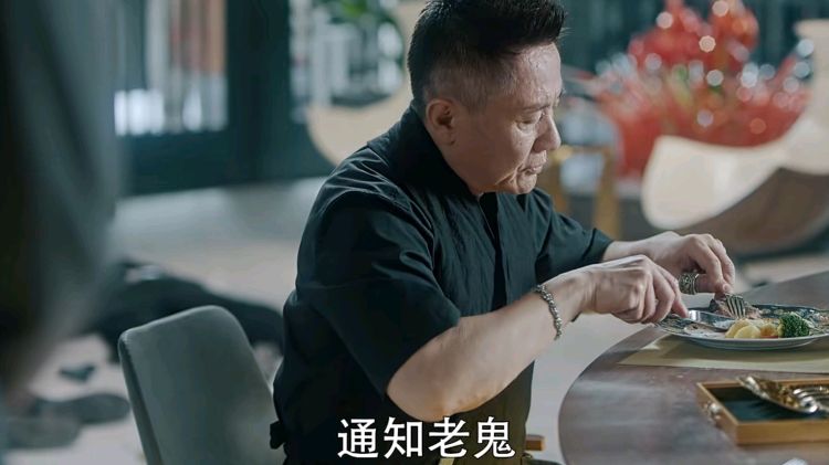 卓然|《爱上特种兵》大结局：卓然身份不简单，他为父母报仇甘做卧底