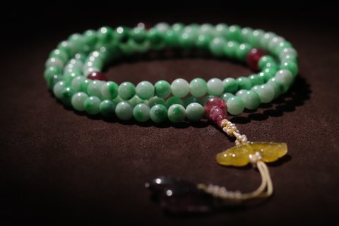 翡翠|老翡翠一百零八佛珠手持