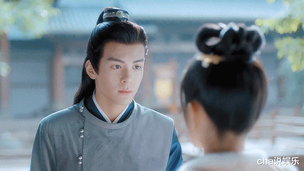 梁洁|梁洁新剧开播，无厘头特效太魔性，百亿播放量加成不大？