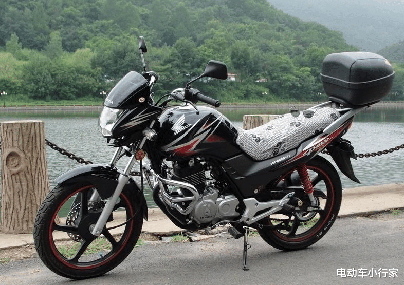 哈雷|买辆摩托车可以开多久，选择哪个品牌会更好？一看便知