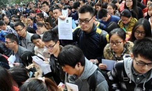 教师|中小学生教师招聘标准提高，成为老师的难度或将增大