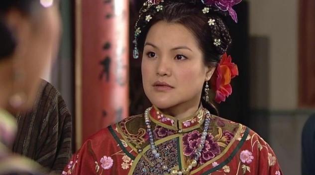 江映蓉|TVB女星罕露面，曾因爱国被当街暴打，现来内地发展衣服都穿开线