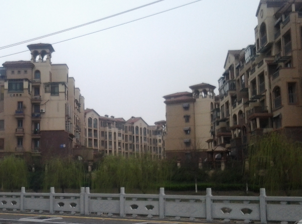 郁亮|小城楼市，不值得加杠杆