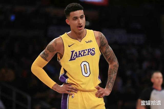 湖人队|湖人或完成2换2交易，最佳第六人空降，詹姆斯：有他下赛季冲冠