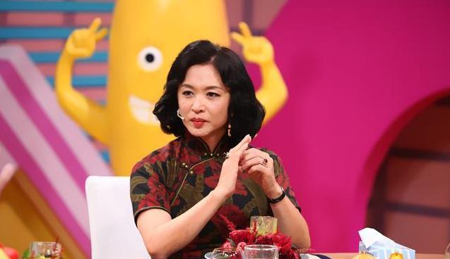 萨顶顶|从名字到血统全都是假，被金星“撕”后淡出圈，回归后人气已不在