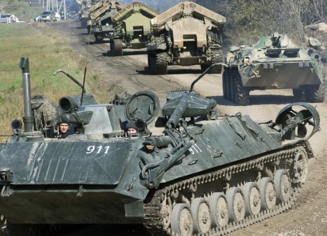 俄羅斯8個機步師25萬大軍就位，美國表態：不希望戰爭發生-圖3