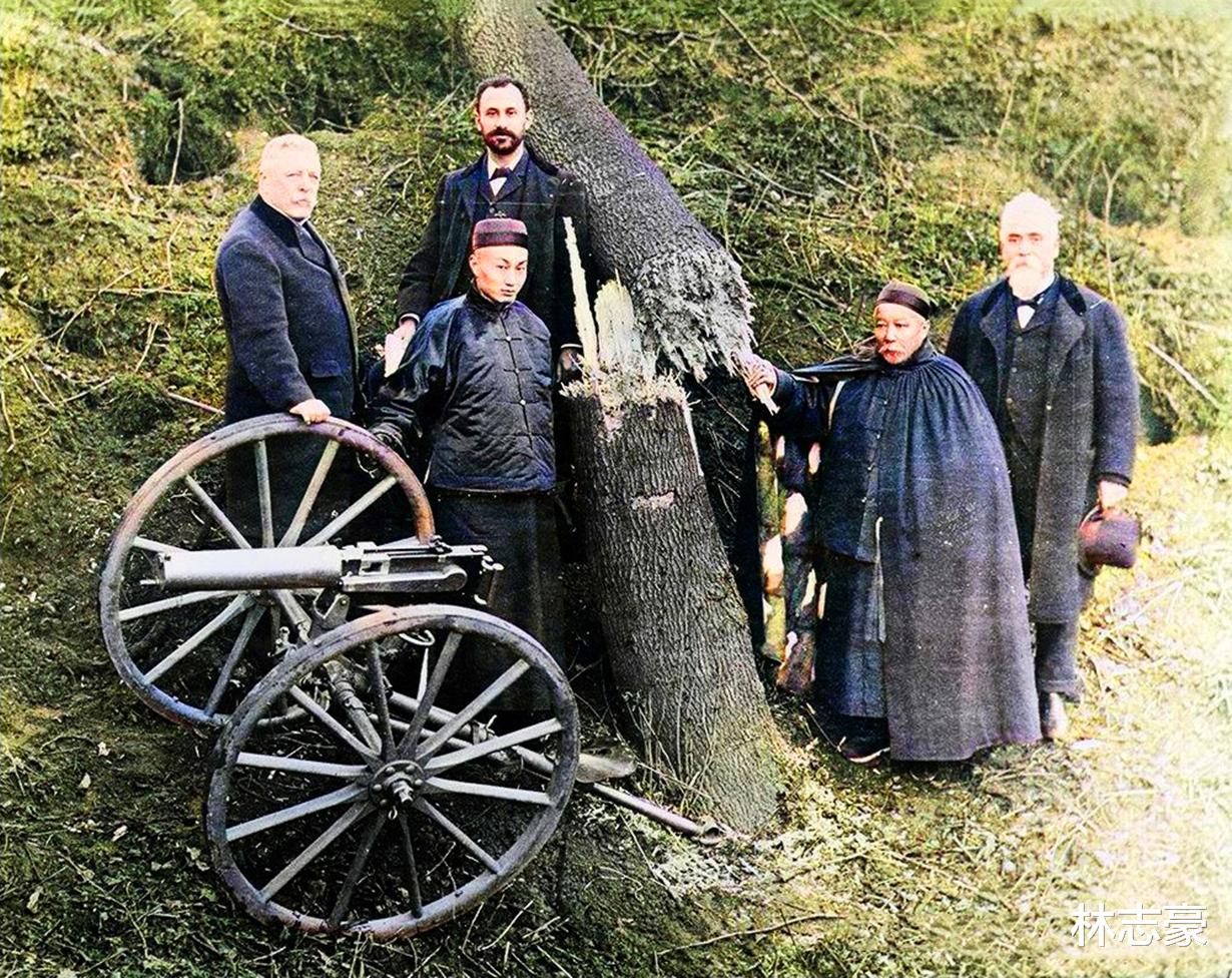 慈禧太后|清末老照片！辛酸的童养媳，被凌迟的女犯人，图9慈禧竟然会笑！